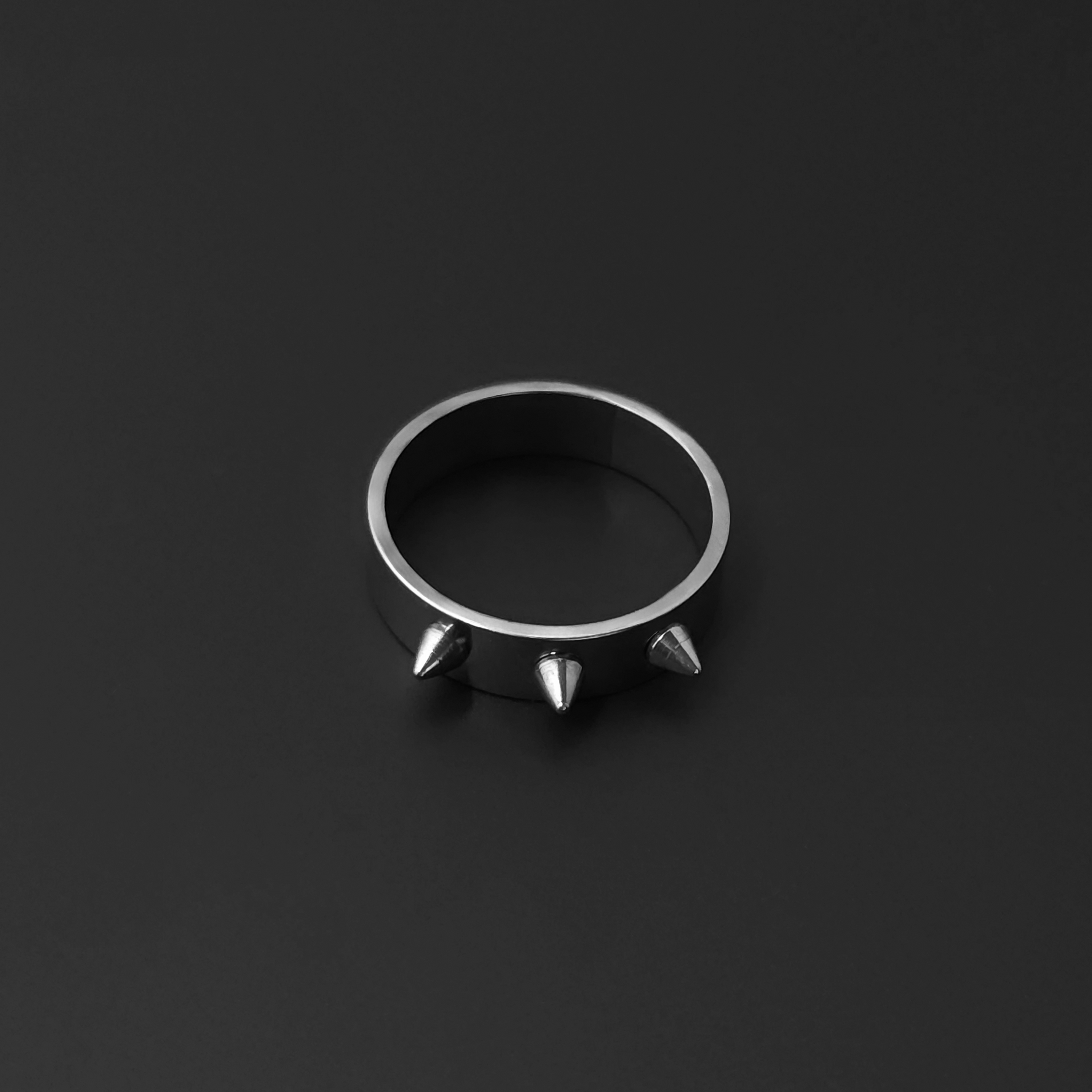 Spikes Ring (Anti-tarnish & Waterproof)