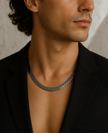 Night Hawk Metallic Chain